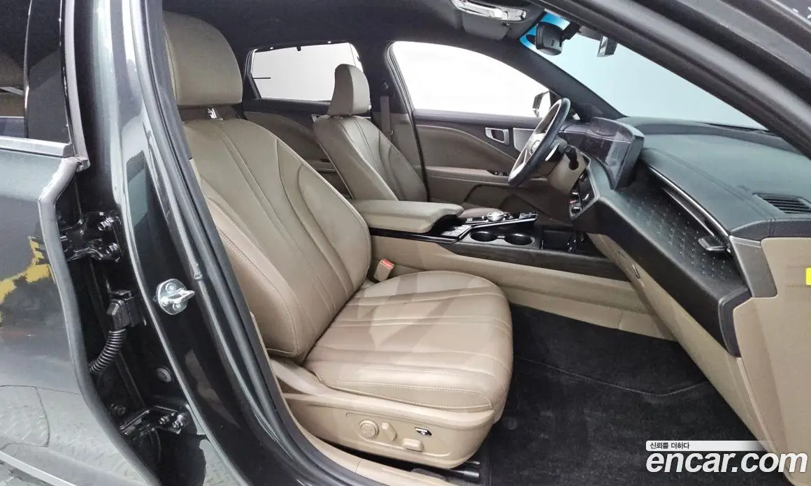 Kia K8 2024 2.5 автомат (гидро), фото 17 Kia K8 2024 2.5 автомат (гидро), фото 17