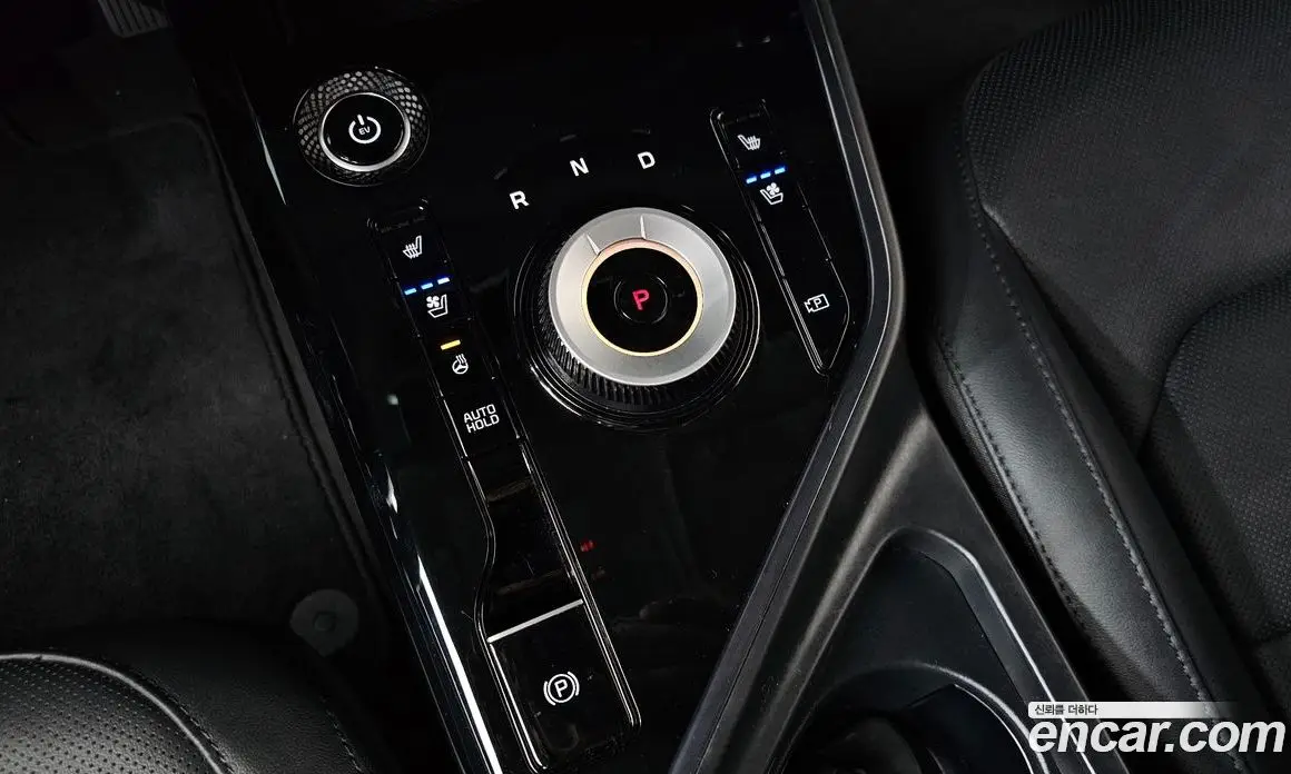 Kia Niro 2022 0.2 автомат (гидро), фото 12 Kia Niro 2022 0.2 автомат (гидро), фото 12