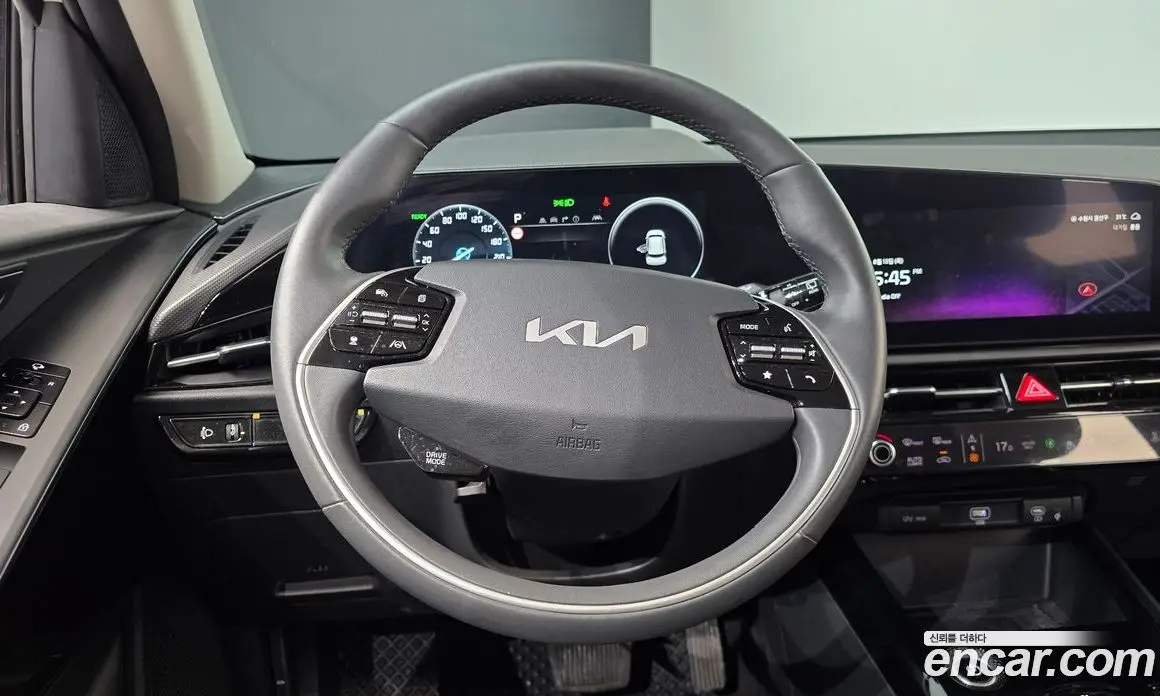 Kia Niro 2022 0.2 автомат (гидро), фото 18