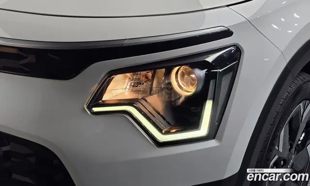Kia Niro 2022 0.2 автомат (гидро), миниатюра 7