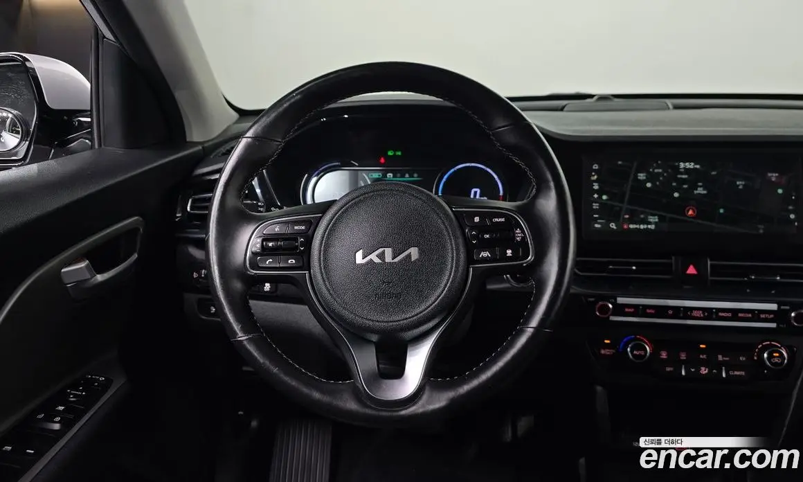 Kia Niro 2022 0.2 автомат (гидро), фото 17 Kia Niro 2022 0.2 автомат (гидро), фото 17