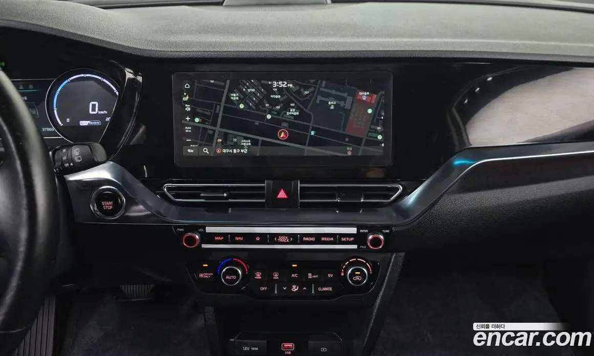 Kia Niro 2022 0.2 автомат (гидро), фото 18 Kia Niro 2022 0.2 автомат (гидро), фото 18
