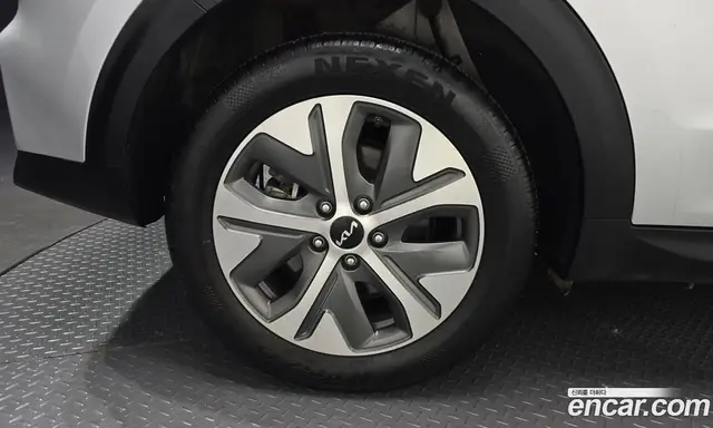Kia Niro 2022 0.2 автомат (гидро), миниатюра 4 Kia Niro 2022 0.2 автомат (гидро), миниатюра 4