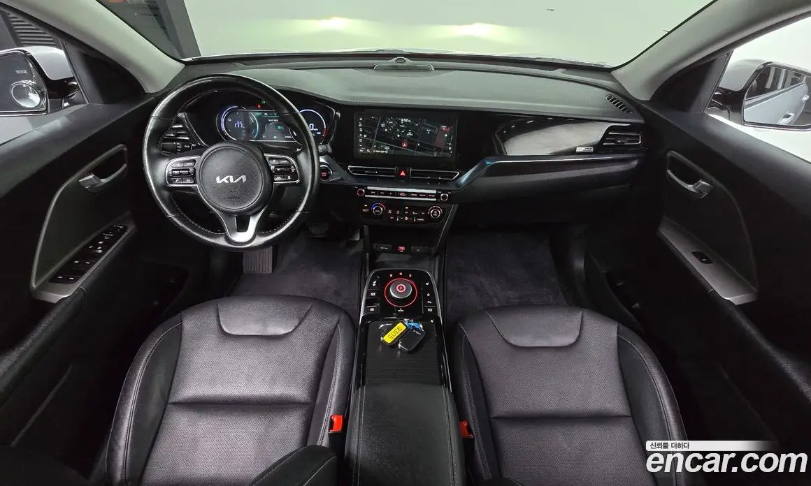 Kia Niro 2022 0.2 автомат (гидро), фото 9 Kia Niro 2022 0.2 автомат (гидро), фото 9