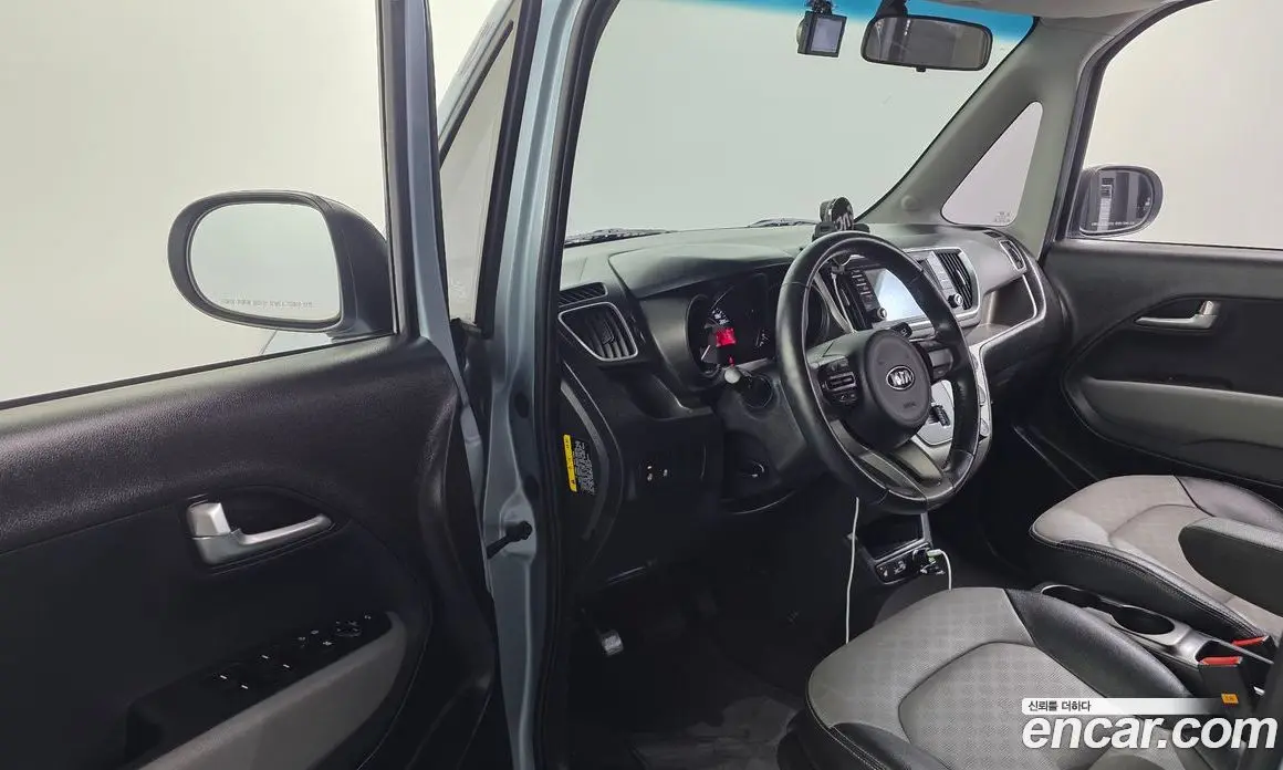 Kia Ray 2018 1.0 автомат (гидро), фото 13