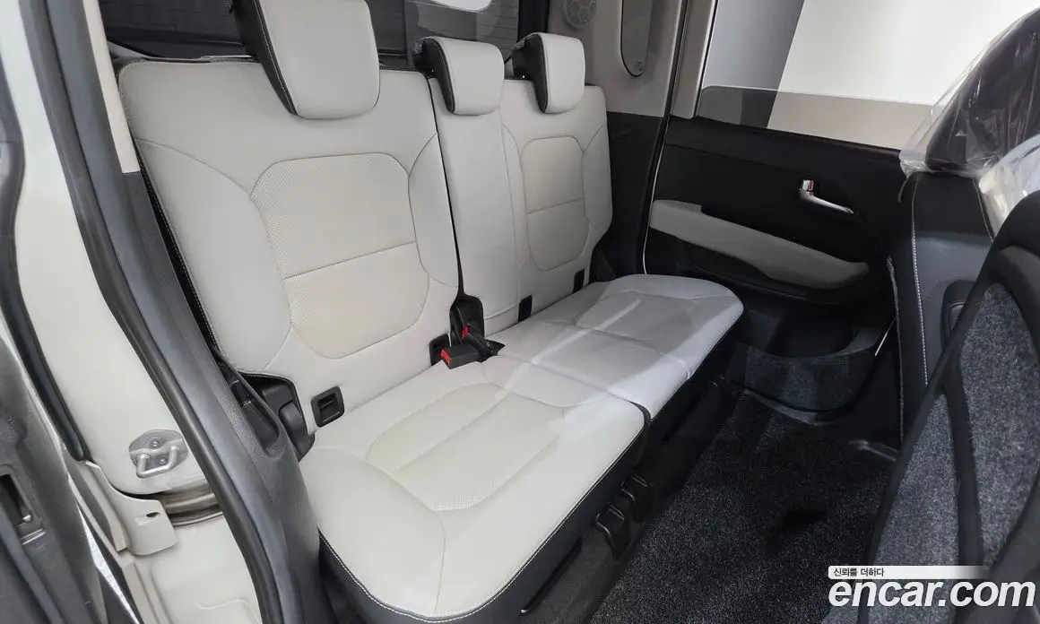 Kia Ray 2023 1.0 автомат (гидро), фото 17