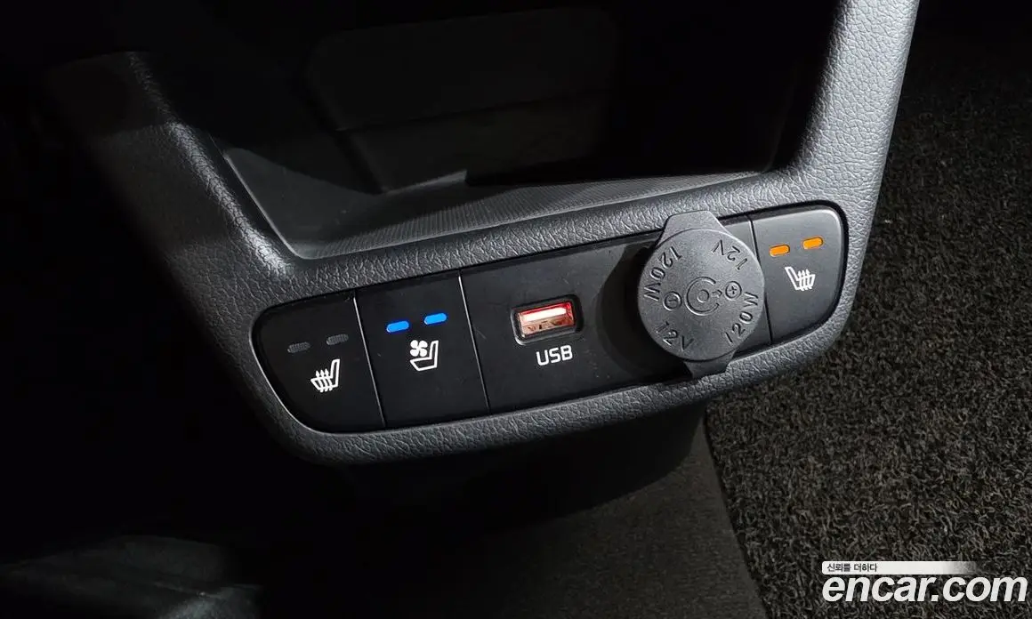 Kia Ray 2023 1.0 автомат (гидро), фото 18