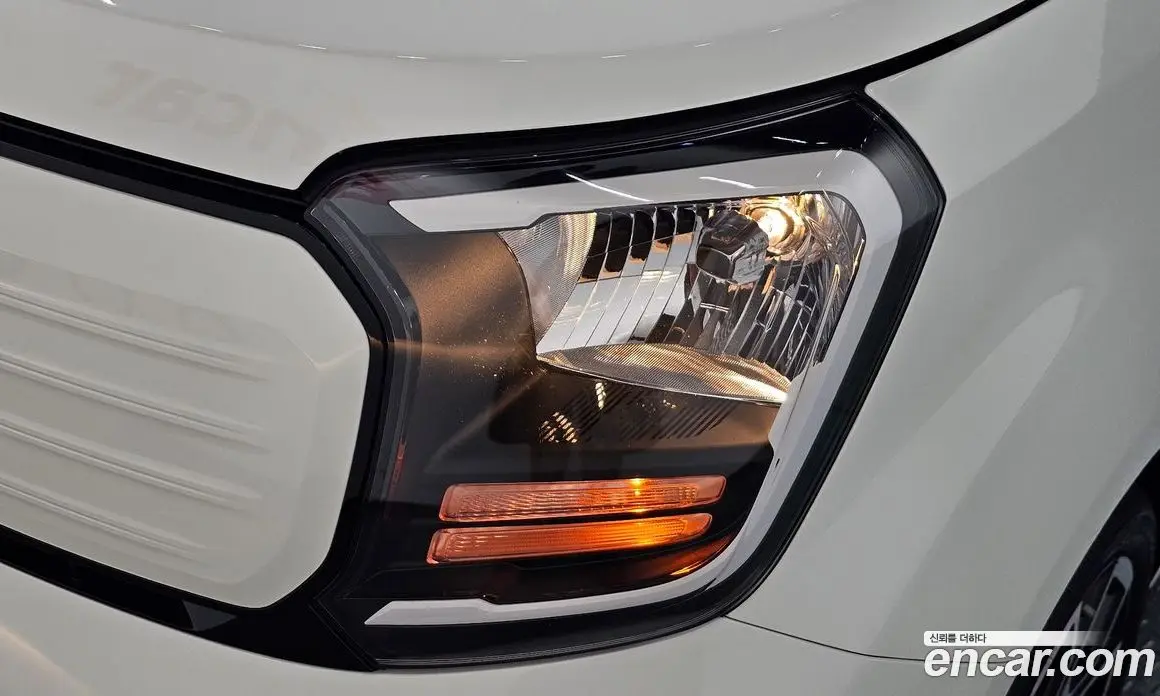 Kia Ray 2023 1.0 автомат (гидро), фото 8