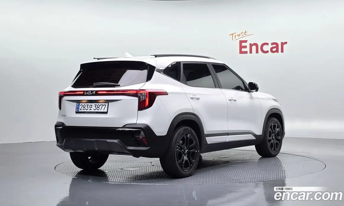 Kia Seltos 2024 1.6 автомат (гидро), фото 1 Kia Seltos 2024 1.6 автомат (гидро), фото 1