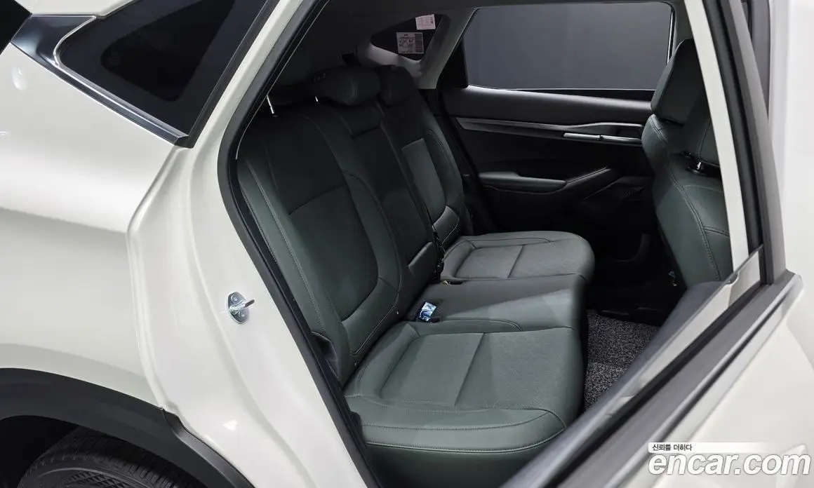 Kia Seltos 2024 1.6 автомат (гидро), фото 16 Kia Seltos 2024 1.6 автомат (гидро), фото 16