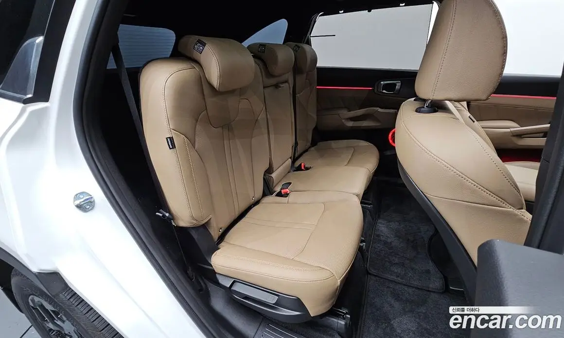 Kia Sorento 2025 1.6 автомат (гидро), фото 17 Kia Sorento 2025 1.6 автомат (гидро), фото 17