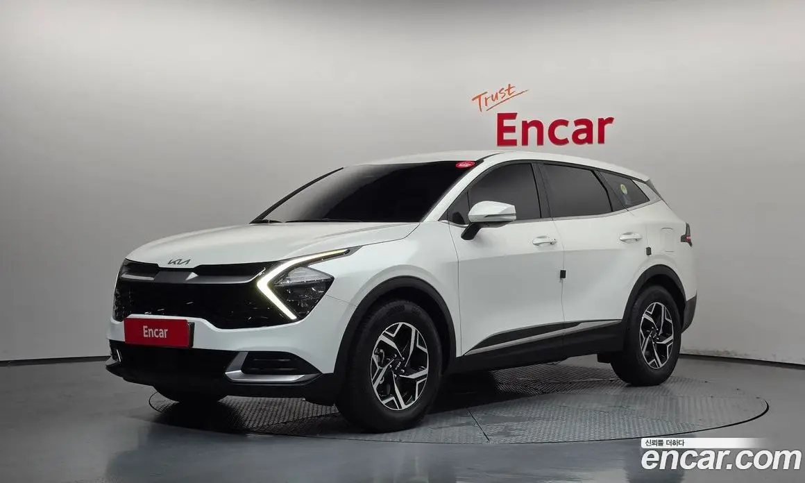 Kia Sportage 2022 1.6 автомат (гидро), фото 1 Kia Sportage 2022 1.6 автомат (гидро), фото 1