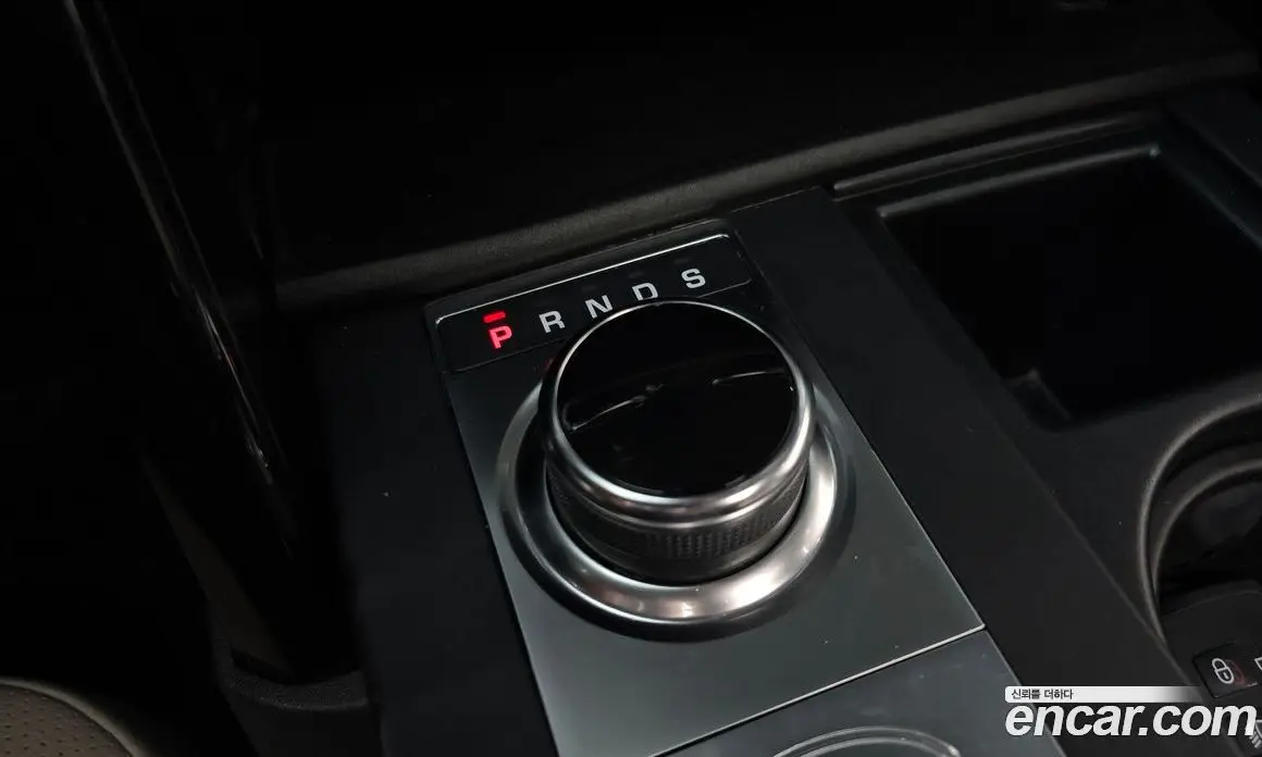 Land Rover Discovery 2019 3.0 автомат (гидро), фото 12