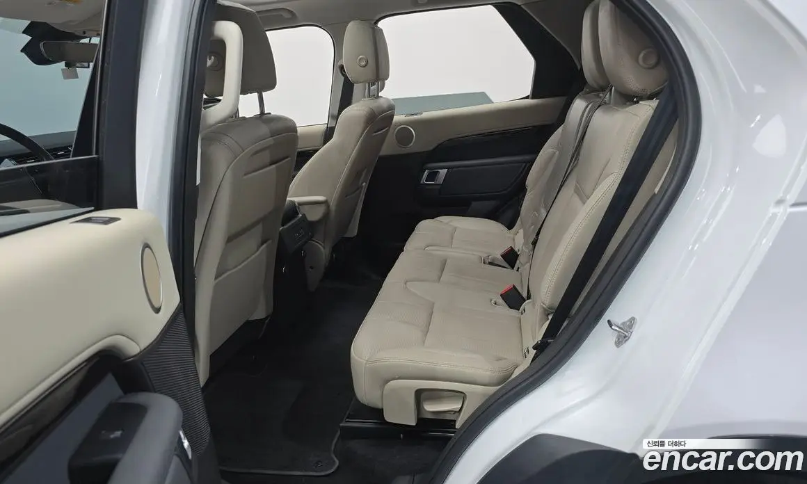 Land Rover Discovery 2019 3.0 автомат (гидро), фото 16