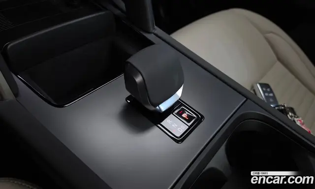 Land Rover Discovery Sport 2025 2.0 автомат (гидро), миниатюра 11