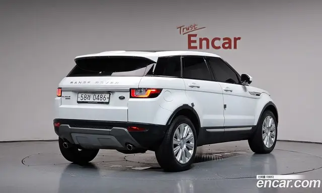 Land Rover Range Rover Evoque 2015 2.0 автомат (гидро), миниатюра 2 Land Rover Range Rover Evoque 2015 2.0 автомат (гидро), миниатюра 2