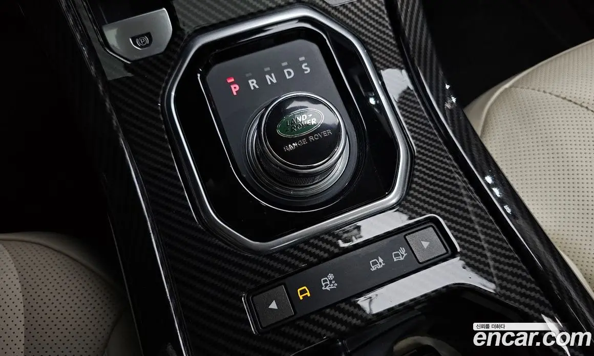 Land Rover Range Rover Evoque 2015 2.0 автомат (гидро), фото 12 Land Rover Range Rover Evoque 2015 2.0 автомат (гидро), фото 12