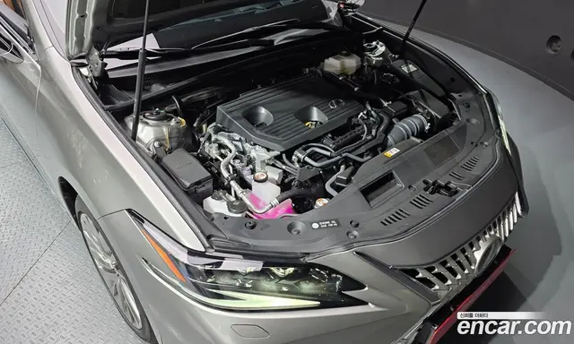 Lexus ES 2025 2.5 автомат (гидро), миниатюра 6