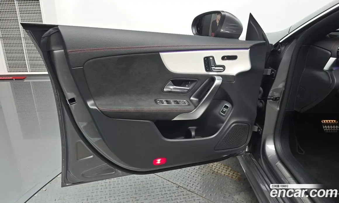 Mercedes-Benz CLA-Class 2024 2.0 автомат (гидро), фото 14