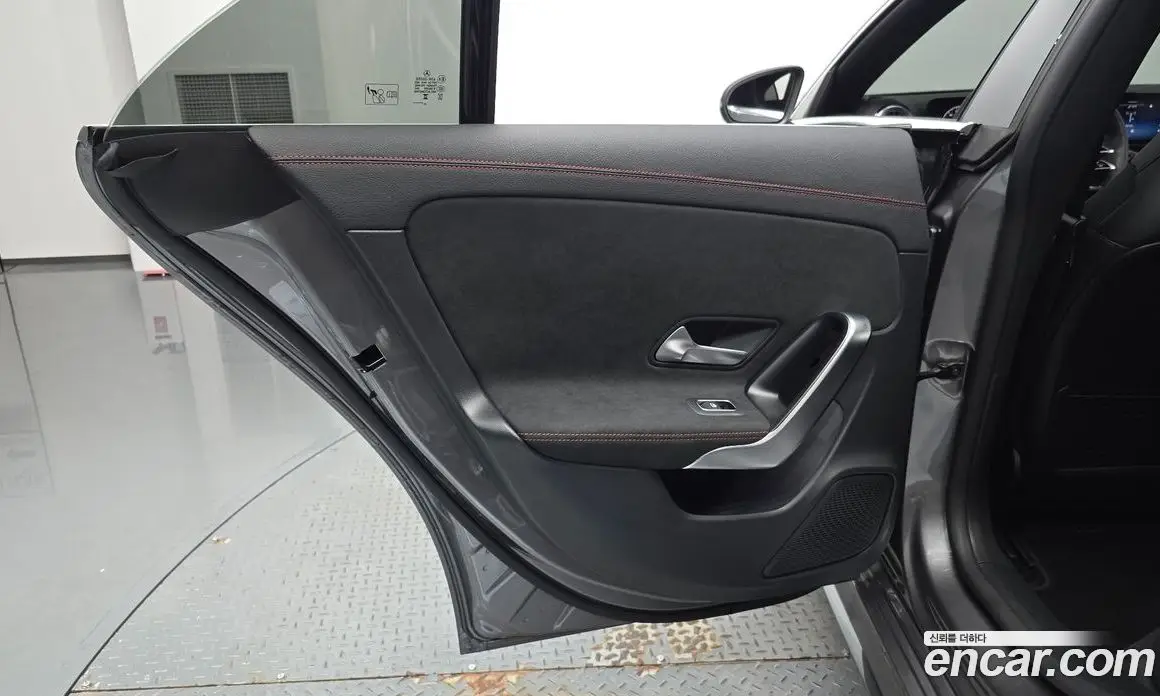 Mercedes-Benz CLA-Class 2024 2.0 автомат (гидро), фото 15