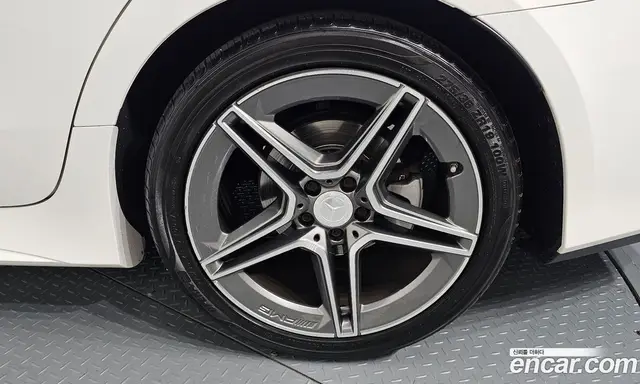 Mercedes-Benz CLS-Class 2019 1.9 автомат (гидро), миниатюра 6
