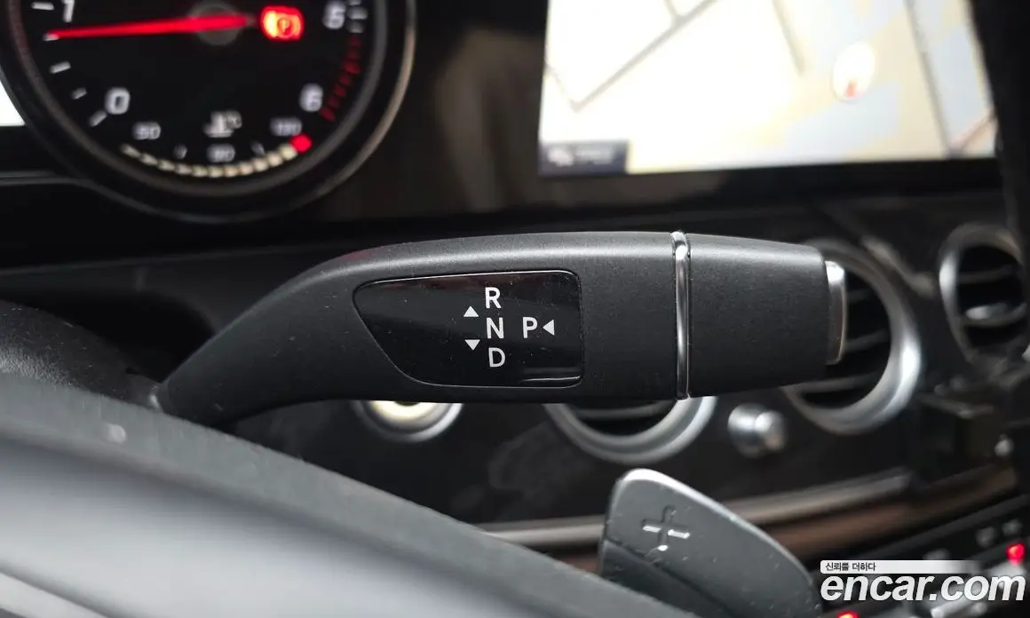 Mercedes-Benz E-Class 2017 1.9 автомат (гидро), фото 12