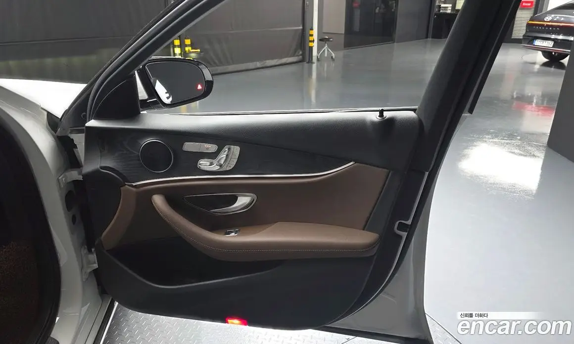 Mercedes-Benz E-Class 2017 1.9 автомат (гидро), фото 14