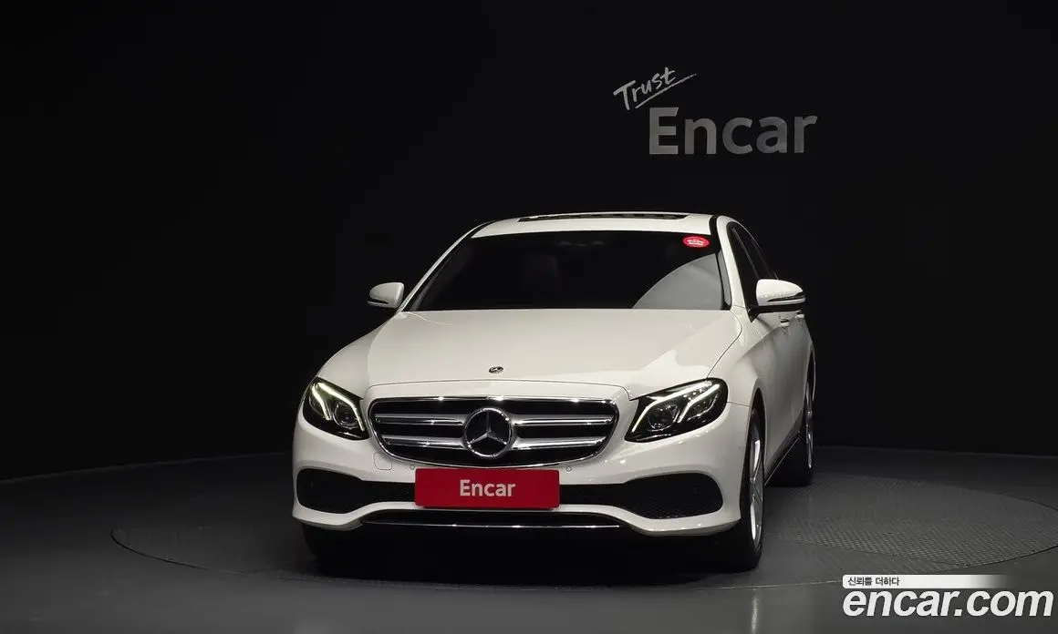 Mercedes-Benz E-Class 2017 1.9 автомат (гидро), фото 3