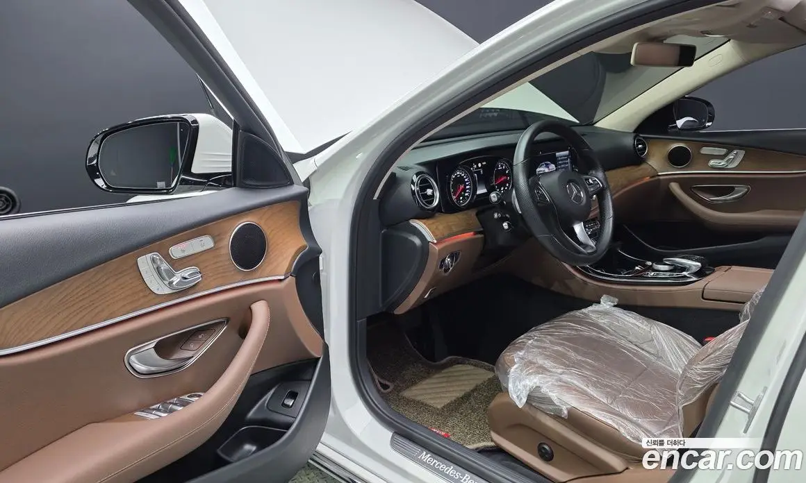 Mercedes-Benz E-Class 2017 2.0 автомат (гидро), фото 12