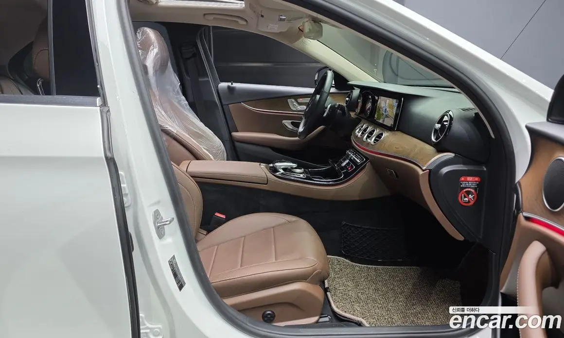 Mercedes-Benz E-Class 2017 2.0 автомат (гидро), фото 16