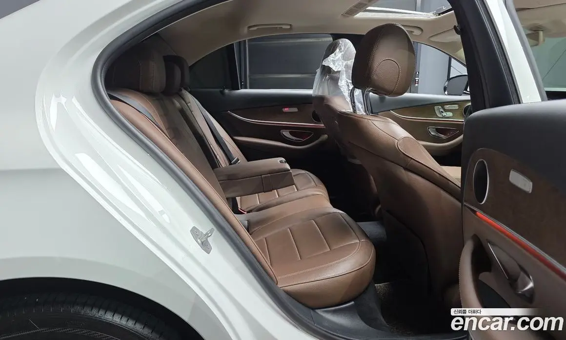 Mercedes-Benz E-Class 2017 2.0 автомат (гидро), фото 17