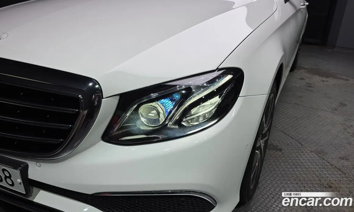 Mercedes-Benz E-Class 2017 2.0 автомат (гидро), фото 7