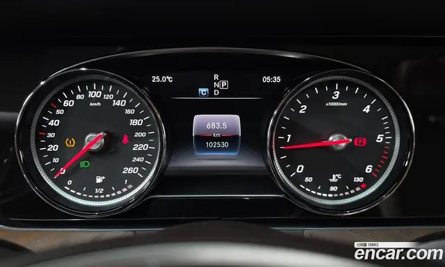Mercedes-Benz E-Class 2018 1.9 автомат (гидро), миниатюра 11