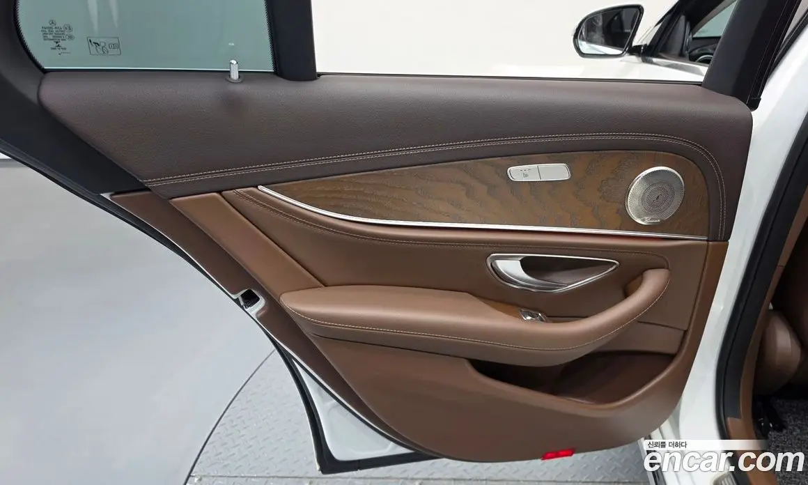 Mercedes-Benz E-Class 2018 1.9 автомат (гидро), фото 15