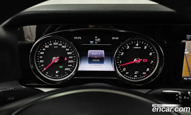 Mercedes-Benz E-Class 2018 2.0 автомат (гидро), миниатюра 11