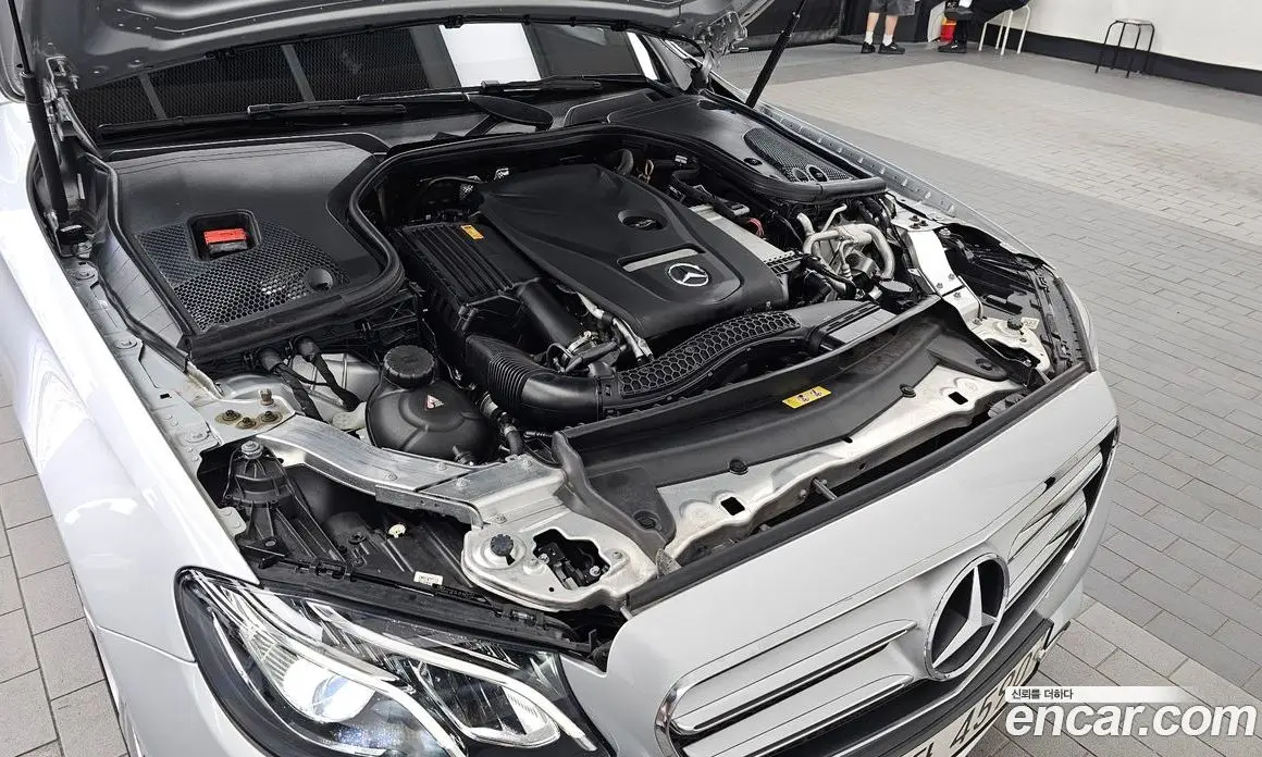 Mercedes-Benz E-Class 2018 2.0 автомат (гидро), фото 6