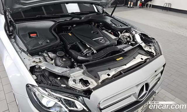 Mercedes-Benz E-Class 2018 2.0 автомат (гидро), миниатюра 6