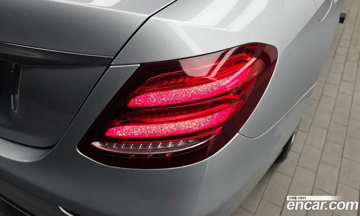 Mercedes-Benz E-Class 2018 2.0 автомат (гидро), фото 9