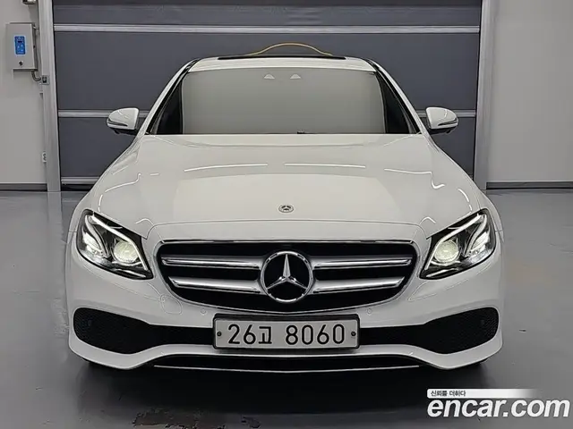 Mercedes-Benz E-Class 2019 2.0 автомат (гидро), миниатюра 2 Mercedes-Benz E-Class 2019 2.0 автомат (гидро), миниатюра 2