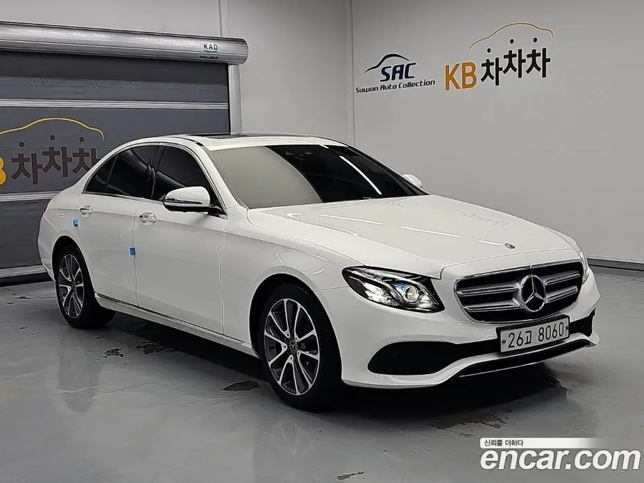 Mercedes-Benz E-Class 2019 2.0 автомат (гидро), фото 4 Mercedes-Benz E-Class 2019 2.0 автомат (гидро), фото 4