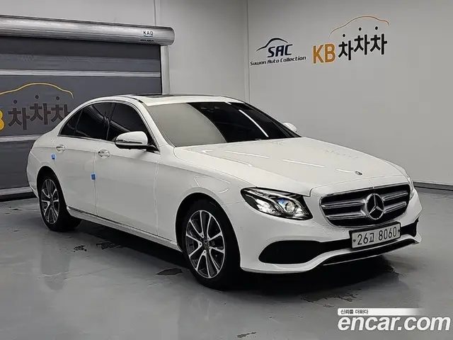 Mercedes-Benz E-Class 2019 2.0 автомат (гидро), миниатюра 4 Mercedes-Benz E-Class 2019 2.0 автомат (гидро), миниатюра 4