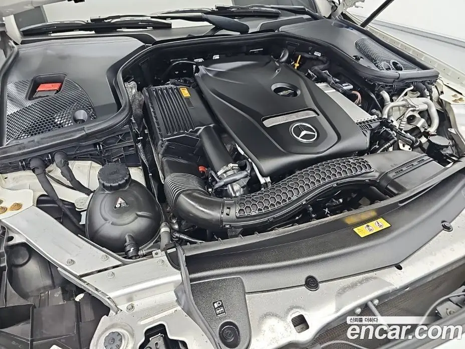 Mercedes-Benz E-Class 2019 2.0 автомат (гидро), фото 5 Mercedes-Benz E-Class 2019 2.0 автомат (гидро), фото 5