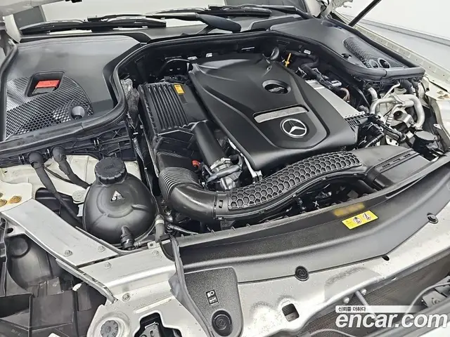 Mercedes-Benz E-Class 2019 2.0 автомат (гидро), миниатюра 5 Mercedes-Benz E-Class 2019 2.0 автомат (гидро), миниатюра 5