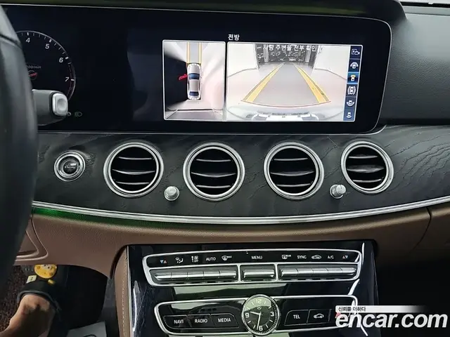 Mercedes-Benz E-Class 2019 2.0 автомат (гидро), миниатюра 10 Mercedes-Benz E-Class 2019 2.0 автомат (гидро), миниатюра 10