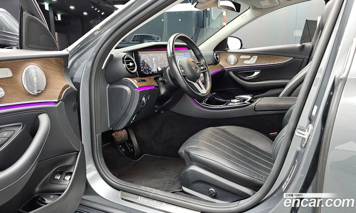 Mercedes-Benz E-Class 2020 2.0 автомат (гидро), фото 12 Mercedes-Benz E-Class 2020 2.0 автомат (гидро), фото 12
