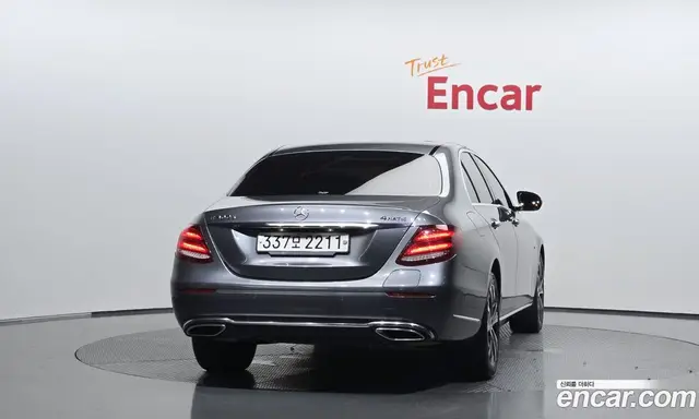 Mercedes-Benz E-Class 2020 2.0 автомат (гидро), миниатюра 3 Mercedes-Benz E-Class 2020 2.0 автомат (гидро), миниатюра 3