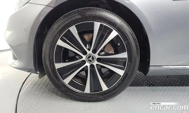 Mercedes-Benz E-Class 2020 2.0 автомат (гидро), миниатюра 4 Mercedes-Benz E-Class 2020 2.0 автомат (гидро), миниатюра 4