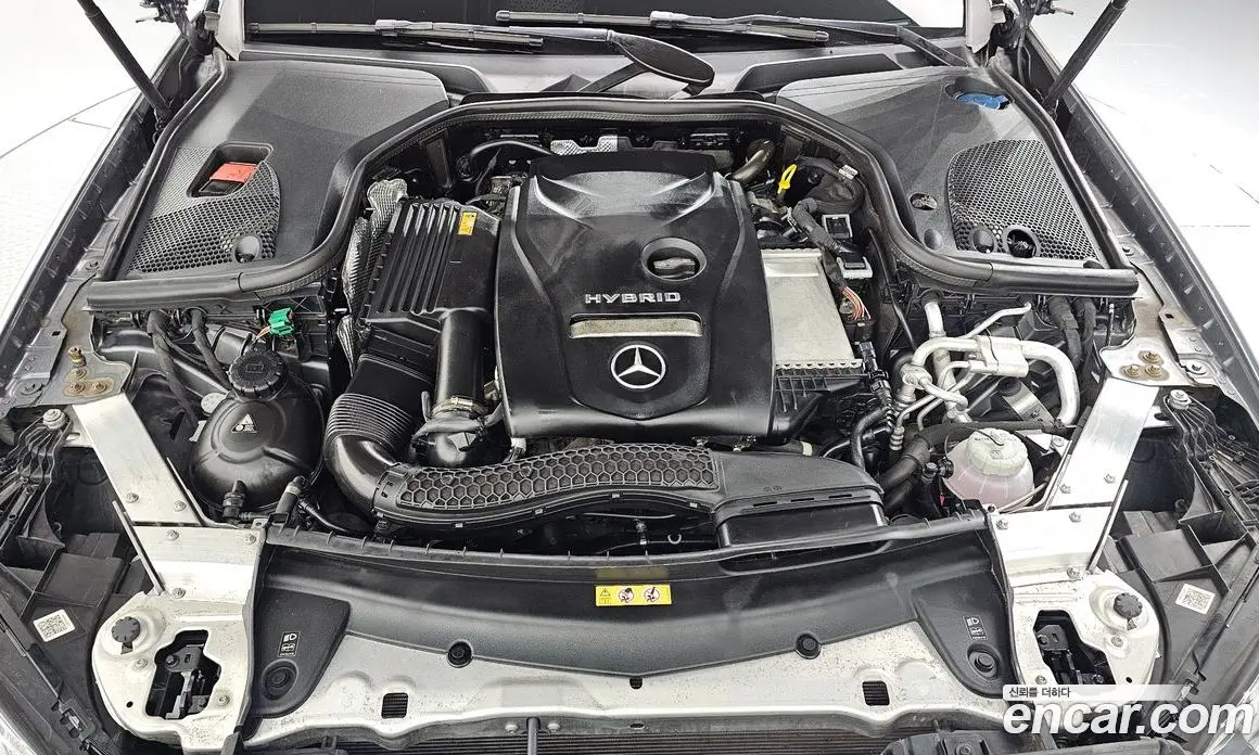 Mercedes-Benz E-Class 2020 2.0 автомат (гидро), фото 5 Mercedes-Benz E-Class 2020 2.0 автомат (гидро), фото 5