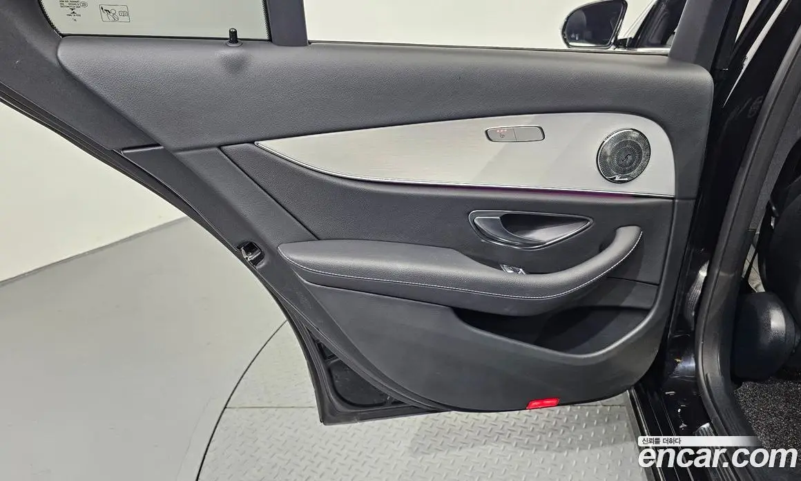 Mercedes-Benz E-Class 2021 2.0 автомат (гидро), фото 15