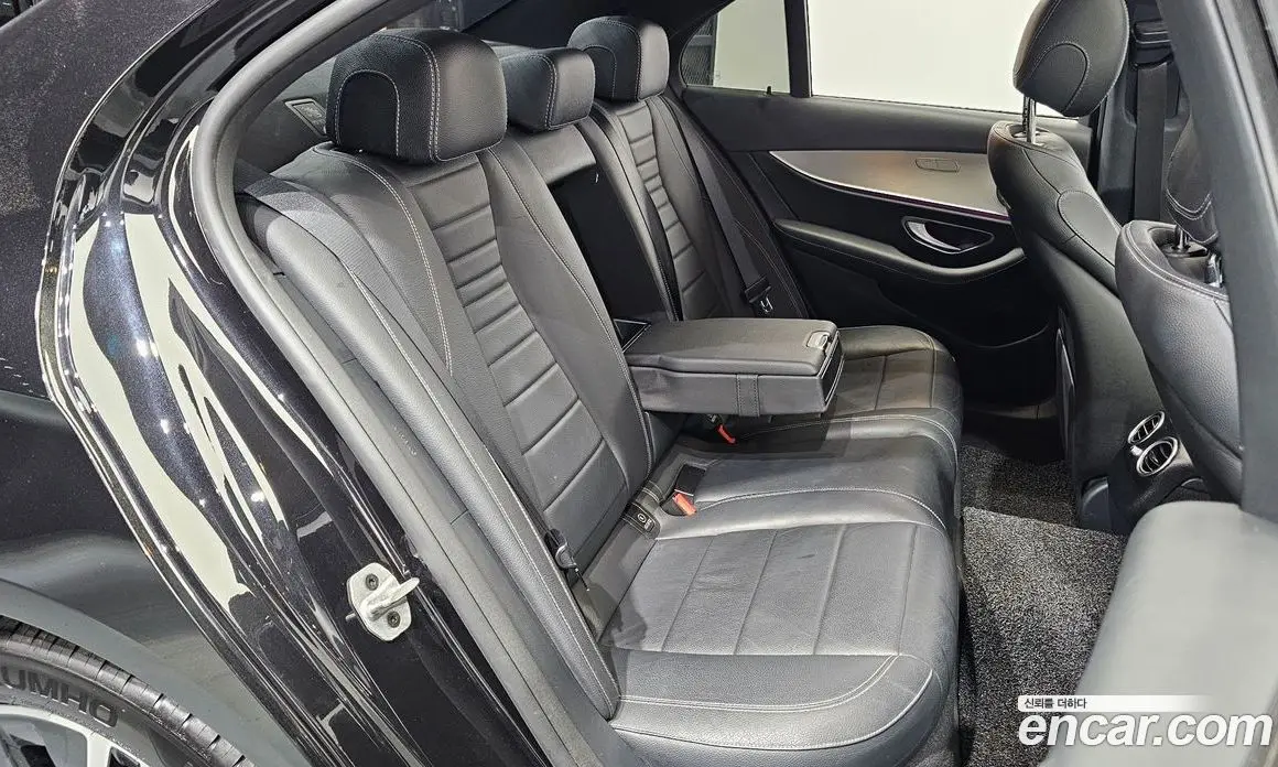 Mercedes-Benz E-Class 2021 2.0 автомат (гидро), фото 19